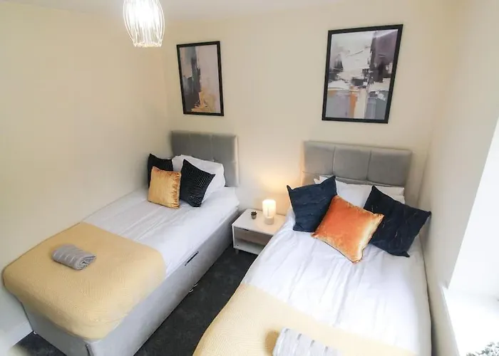 Cosy Modern 3 Bedroom House In Bradford City